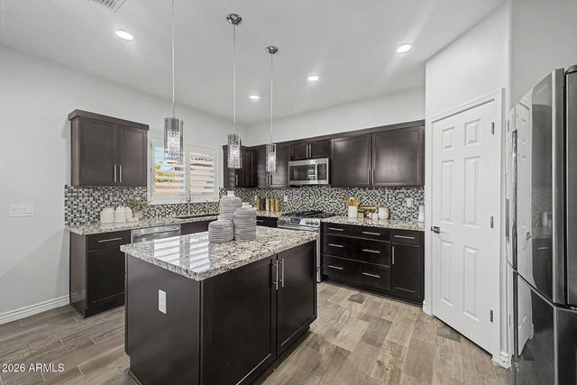 1724 W BONANZA Drive, Phoenix, AZ 85085