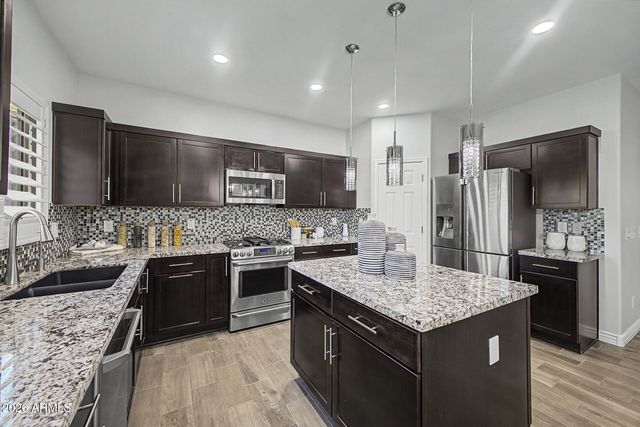 1724 W BONANZA Drive, Phoenix, AZ 85085