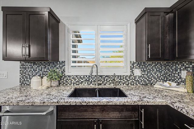 1724 W BONANZA Drive, Phoenix, AZ 85085