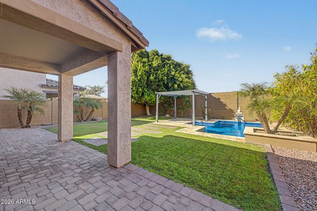 1724 W BONANZA Drive, Phoenix, AZ 85085