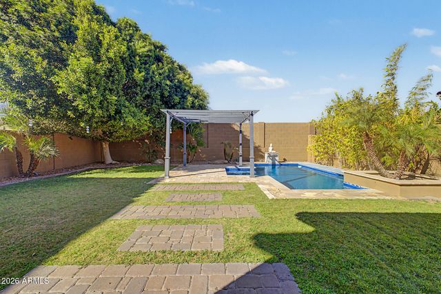 1724 W BONANZA Drive, Phoenix, AZ 85085