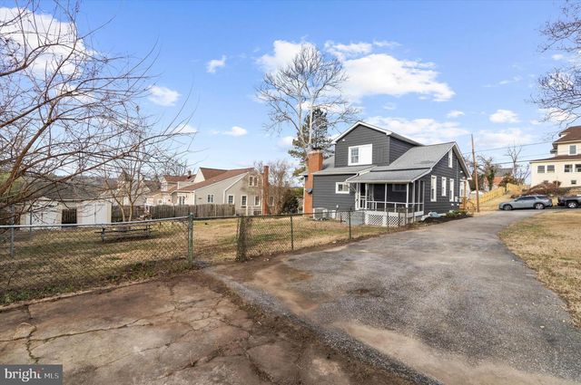 4415 LINDEN AVE, Baltimore, MD 21227