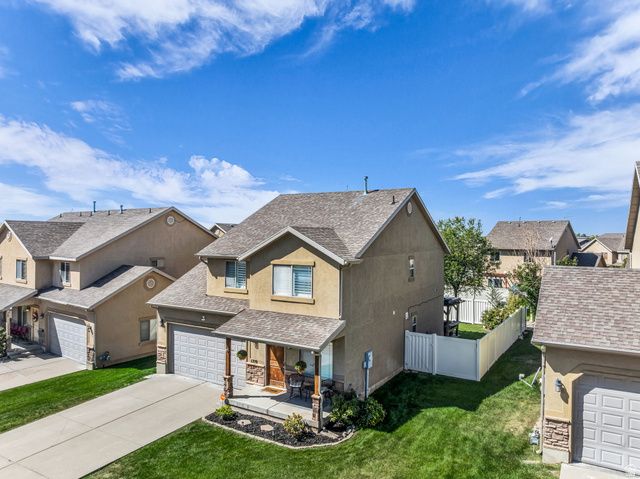 1719 N 25 E, Layton, UT 84041