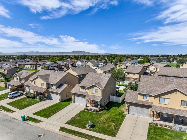 1719 N 25 E, Layton, UT 84041