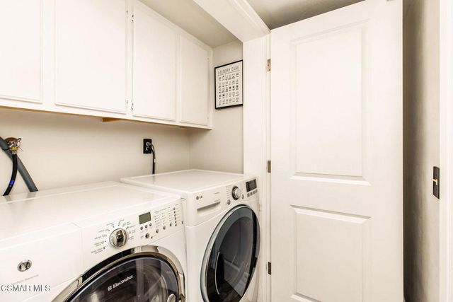 6825 Eaglehaven Lane, Oak Park, CA 91377