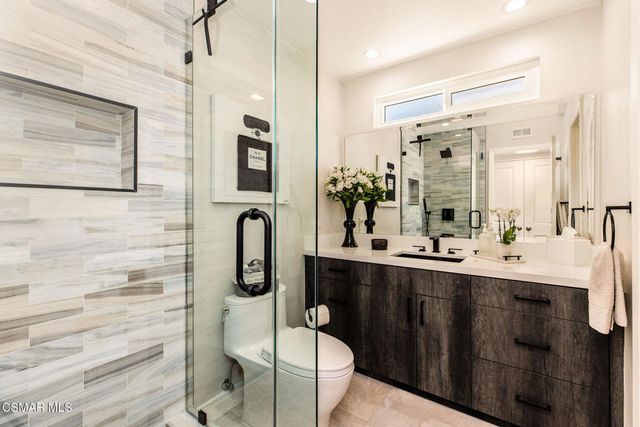 6825 Eaglehaven Lane, Oak Park, CA 91377