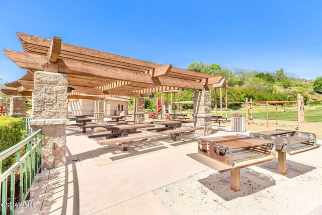 6825 Eaglehaven Lane, Oak Park, CA 91377