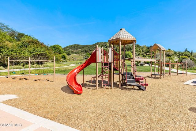 6825 Eaglehaven Lane, Oak Park, CA 91377