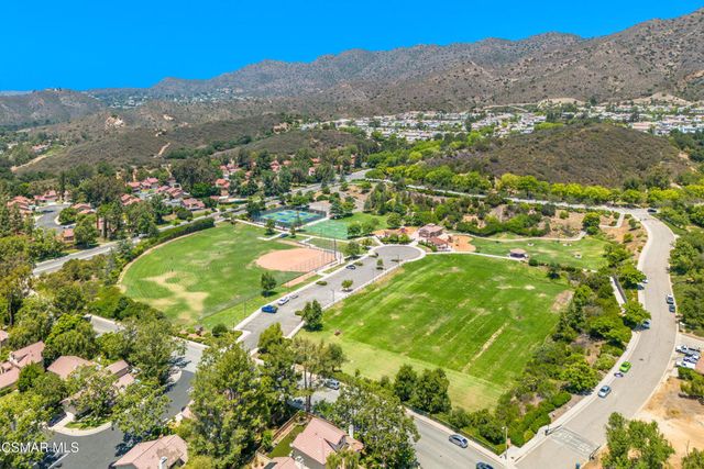 6825 Eaglehaven Lane, Oak Park, CA 91377