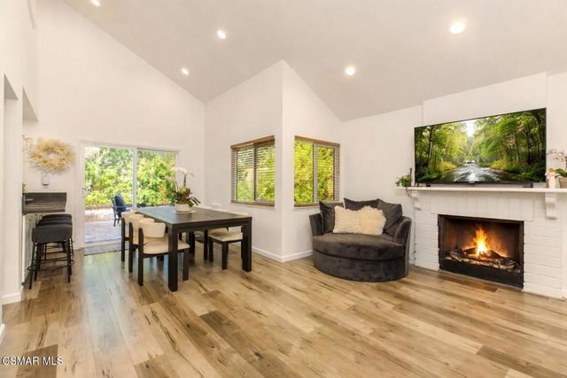 6825 Eaglehaven Lane, Oak Park, CA 91377