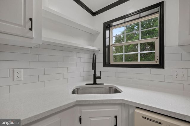138 HEISTER RD, Birdsboro, PA 19508