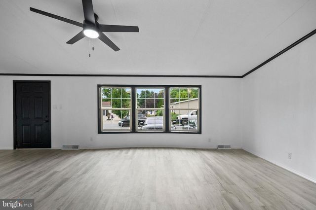 138 HEISTER RD, Birdsboro, PA 19508