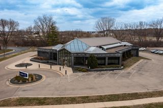 1620 Greenview Drive SW, Rochester, MN 55902