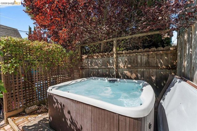 1202 Plaza Dr., Martinez, CA 94553