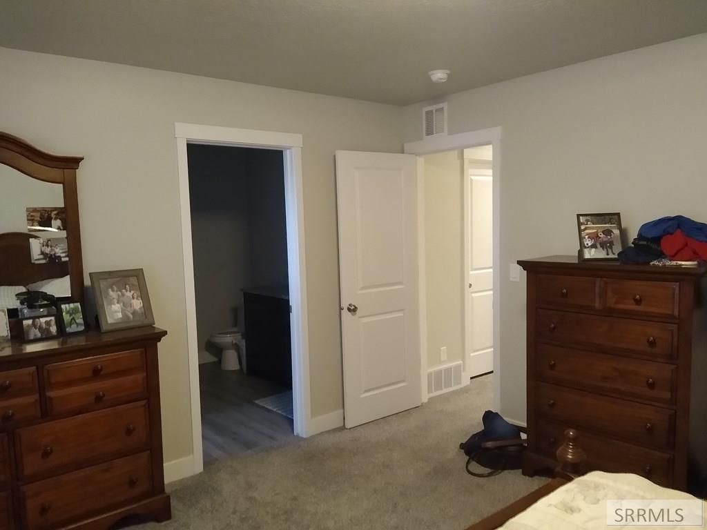 Image 8 of property listing at 55 Cedar Lane, Malad, ID 83252