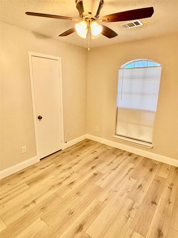 5322 Anchor Cove Circle, Garland, TX 75043