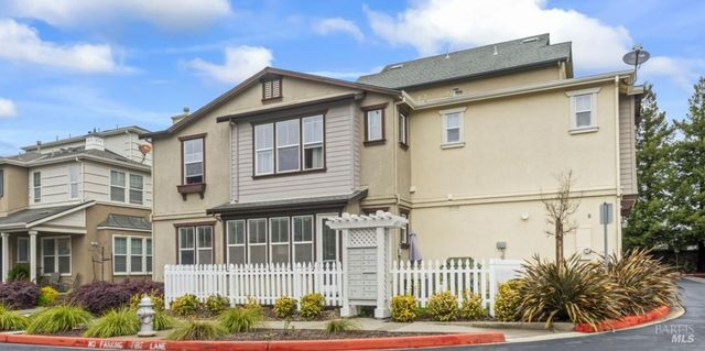 865 Citation Ct, Napa, CA 94559