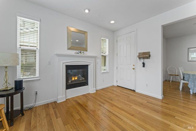 865 Citation Ct, Napa, CA 94559