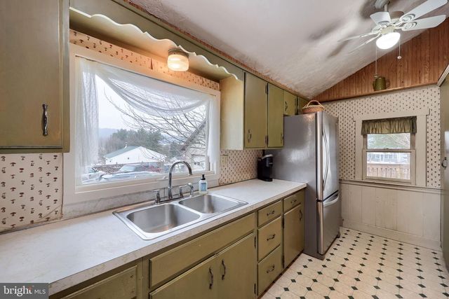 791 HOPELAND RD, Lititz, PA 17543