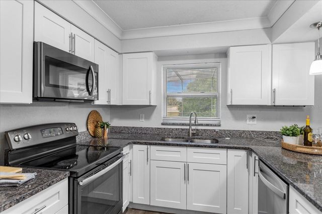 1250 INDIAN ROCK COURT, Deltona, FL 32725