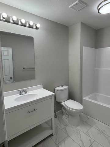 431 West Division Street, Springfield, MO 65803