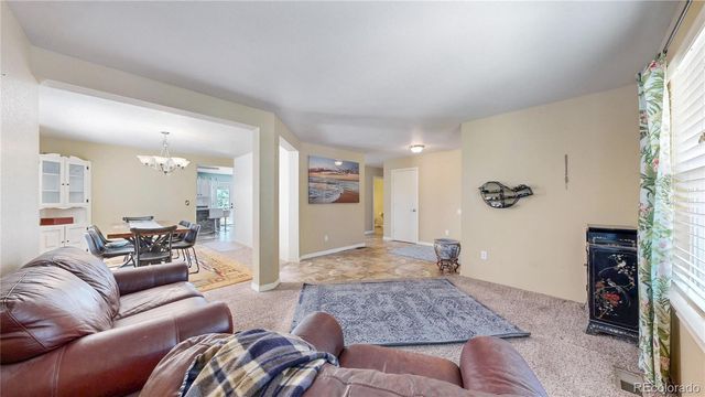 13771 Wrangler Way, Mead, CO 80542