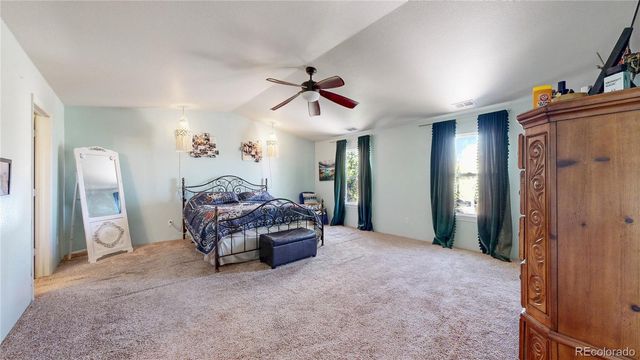 13771 Wrangler Way, Mead, CO 80542