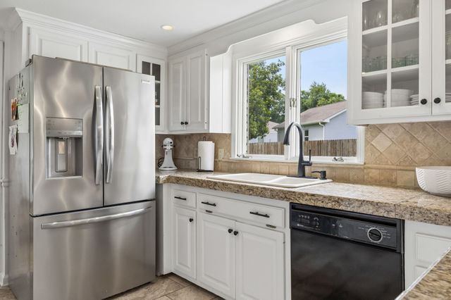 201 Brandywine Dr, Old Hickory, TN 37138