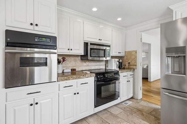 201 Brandywine Dr, Old Hickory, TN 37138