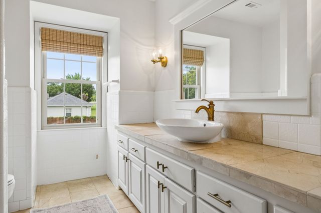 201 Brandywine Dr, Old Hickory, TN 37138