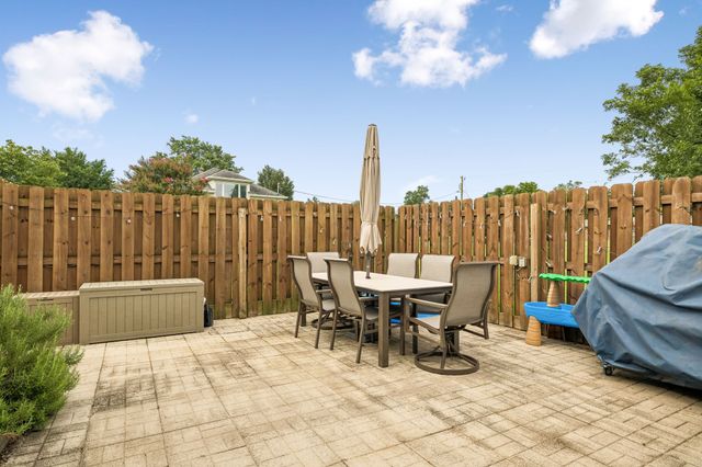 201 Brandywine Dr, Old Hickory, TN 37138