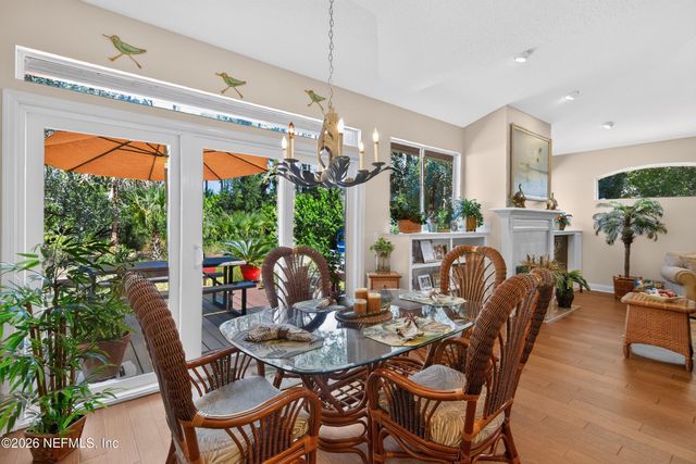 1947 GREEN HERON Point, Jacksonville Beach, FL 32250