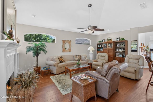 1947 GREEN HERON Point, Jacksonville Beach, FL 32250