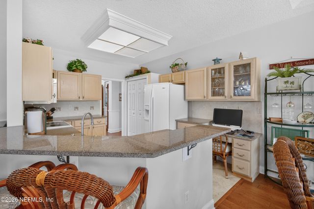 1947 GREEN HERON Point, Jacksonville Beach, FL 32250