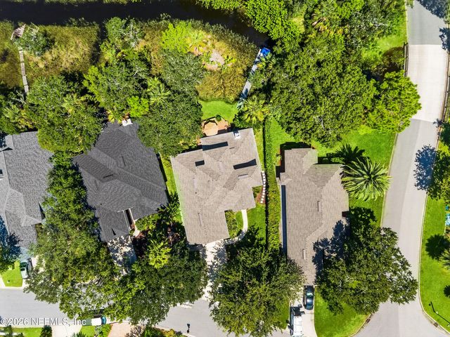 1947 GREEN HERON Point, Jacksonville Beach, FL 32250