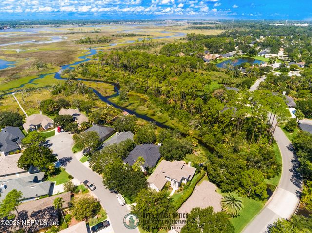 1947 GREEN HERON Point, Jacksonville Beach, FL 32250