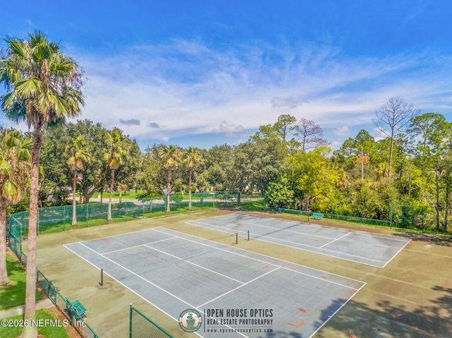 1947 GREEN HERON Point, Jacksonville Beach, FL 32250