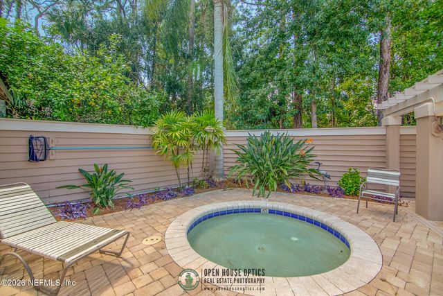 1947 GREEN HERON Point, Jacksonville Beach, FL 32250