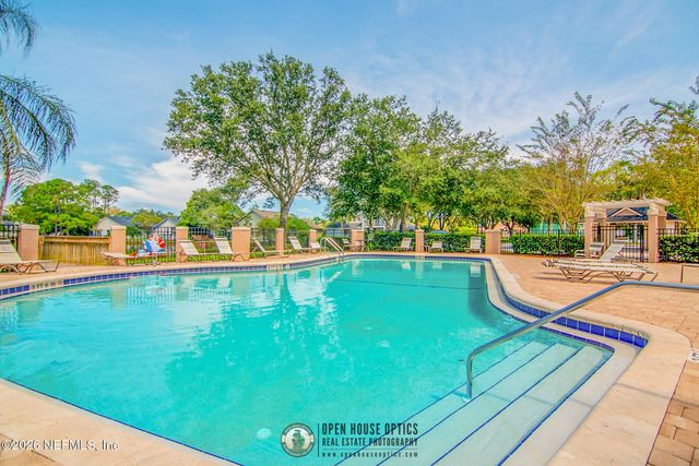 1947 GREEN HERON Point, Jacksonville Beach, FL 32250