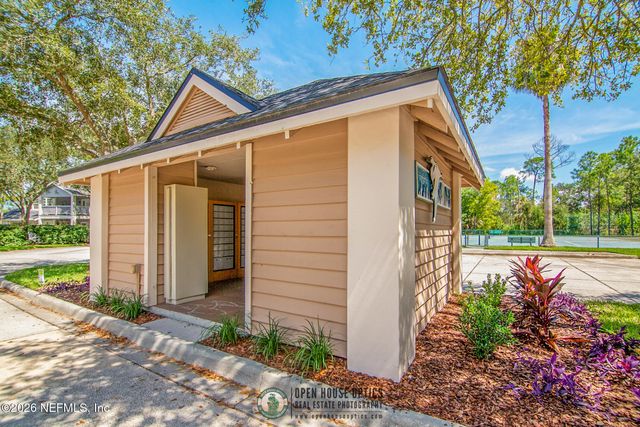 1947 GREEN HERON Point, Jacksonville Beach, FL 32250