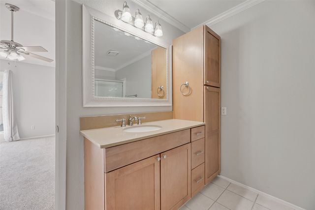 43 Abbey Road, Euless, TX 76039