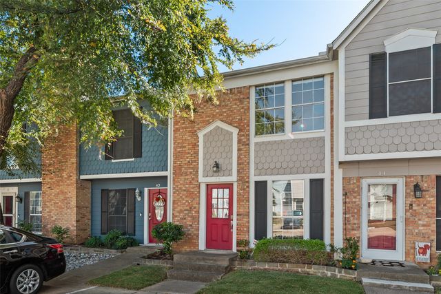43 Abbey Road, Euless, TX 76039