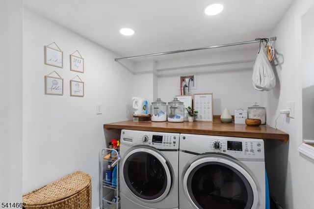 125 Meadowbrook Ave, Wanaque Boro, NJ 07465