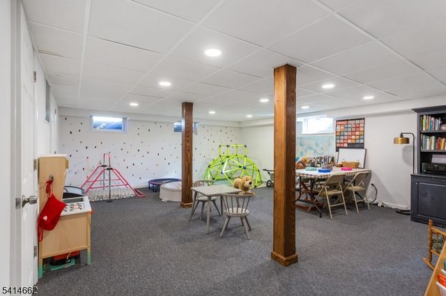 125 Meadowbrook Ave, Wanaque Boro, NJ 07465