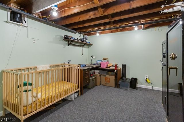 125 Meadowbrook Ave, Wanaque Boro, NJ 07465