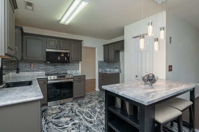 8 Single Oak Court, Fountain Inn, SC 29644