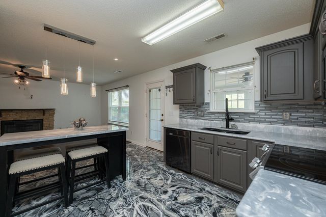 8 Single Oak Court, Fountain Inn, SC 29644