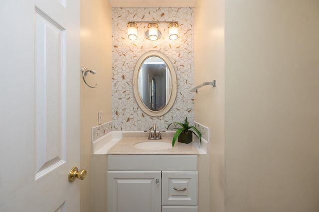 8 Single Oak Court, Fountain Inn, SC 29644