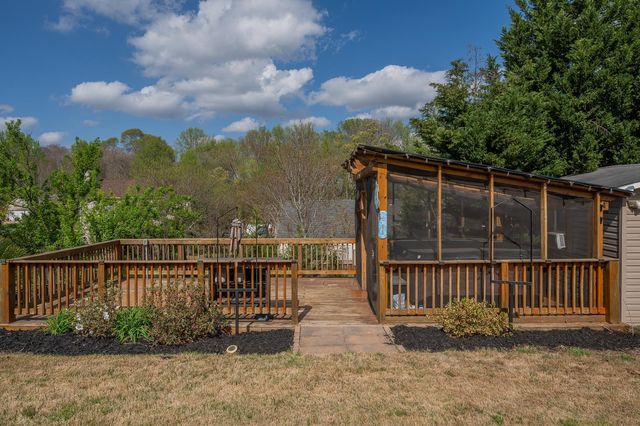 8 Single Oak Court, Fountain Inn, SC 29644