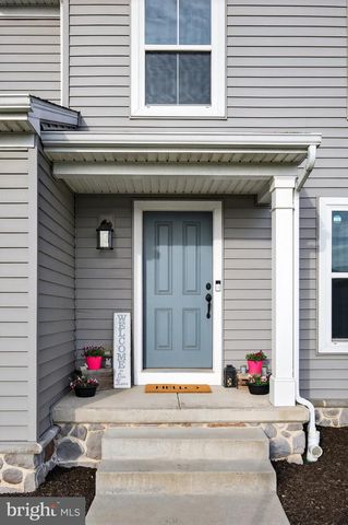 52 HOLLY CT, East Berlin, PA 17316